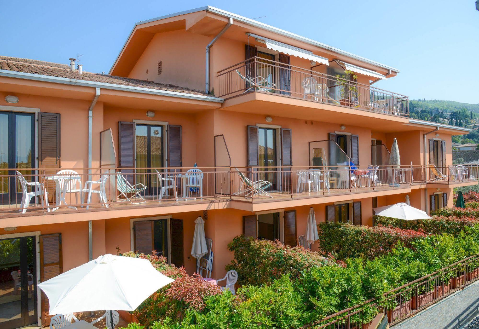 Garni Onda Hotel Torri Del Benaco Exterior foto
