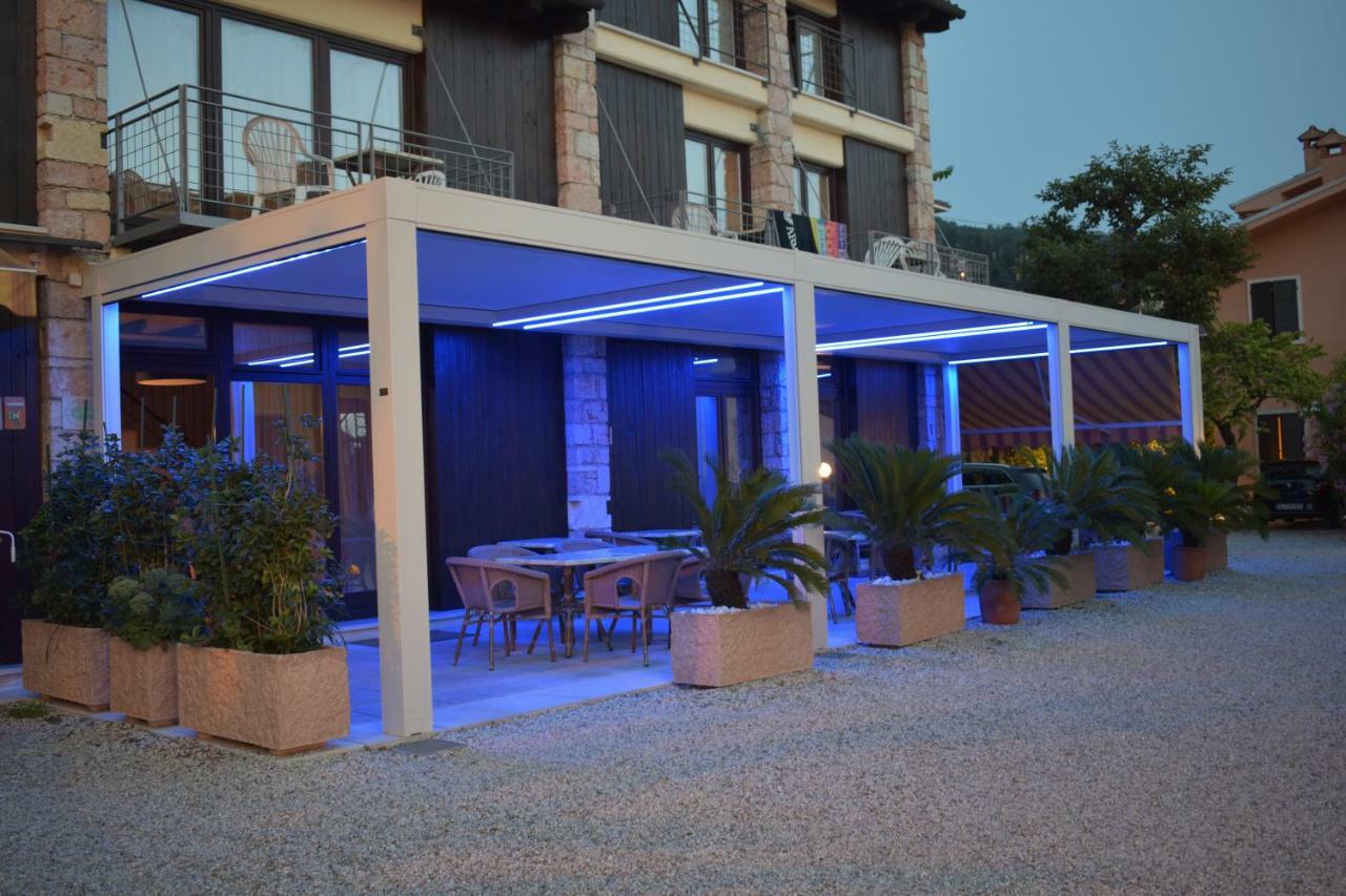 Garni Onda Hotel Torri Del Benaco Exterior foto